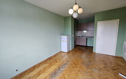 Апартамент за продажба